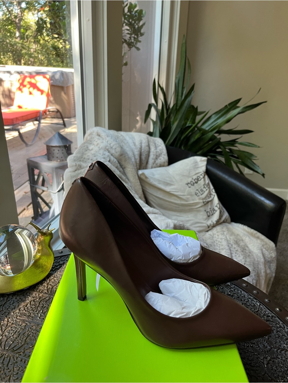SAM EDELMAN HAZEL POINTED TOE PUMPS IN DARK BROWN LEATHER 7
